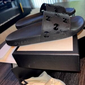 Gucci Rubber Slides